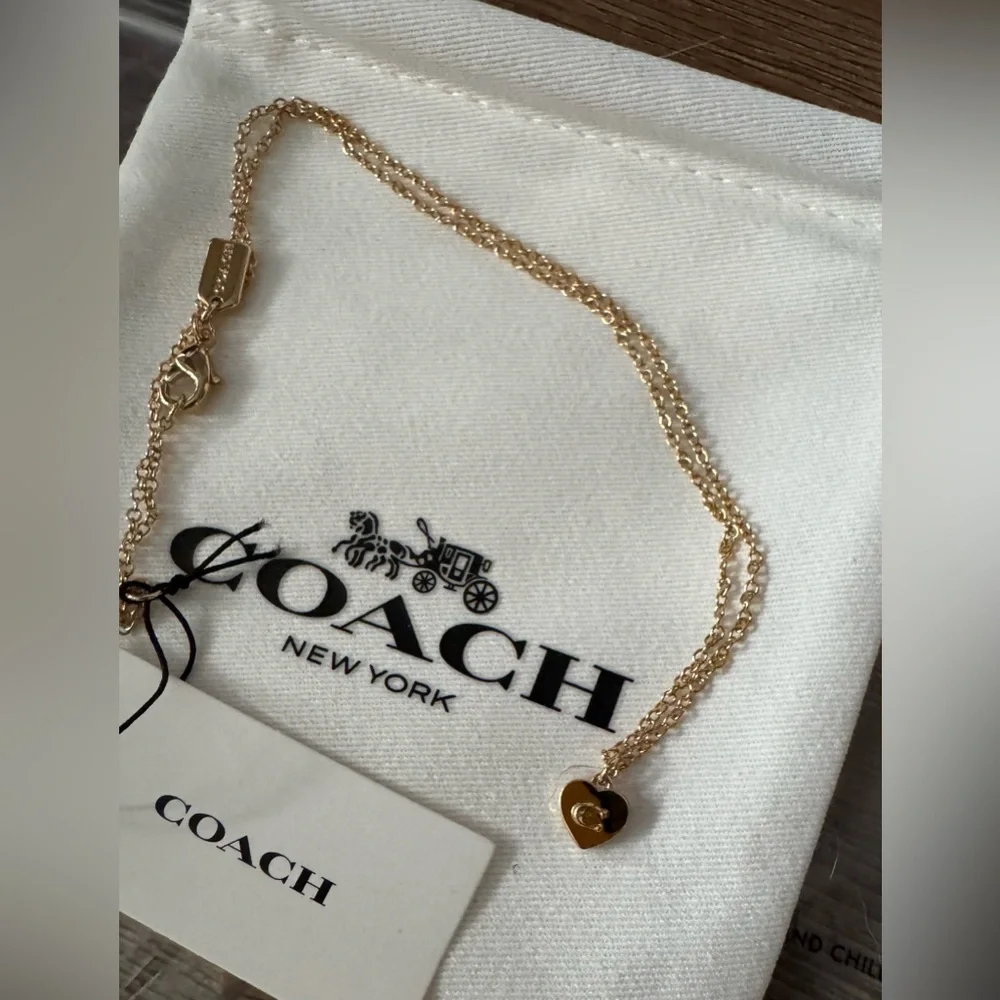COACH-NWT Gold Tone Dainty Heart Pendant & Chain - Picture 10 of 10